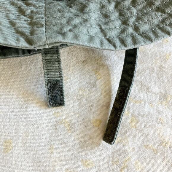 baby Gap Bucket Hat Strap Khaki Green 12-18 Mos Gender Neutral Boys Sunhat - Picture 4 of 6